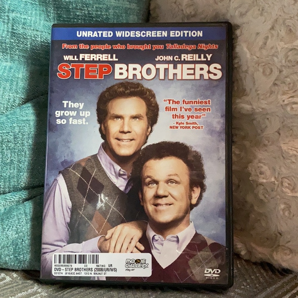 Random DVD Bundle (4 Pack) - Picture 13 of 16